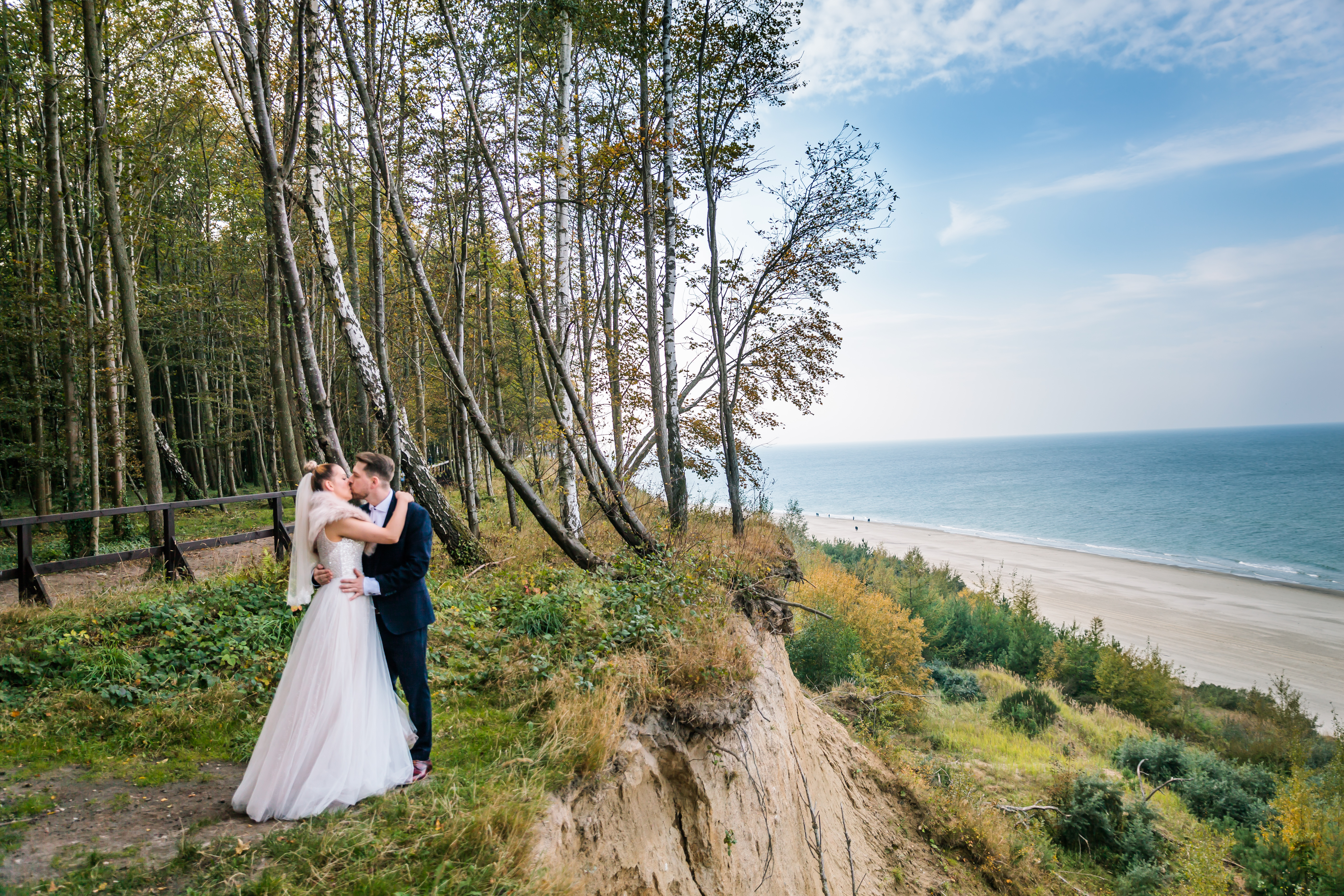 sesja zdjęciowa nad morzem - sesja ślubna