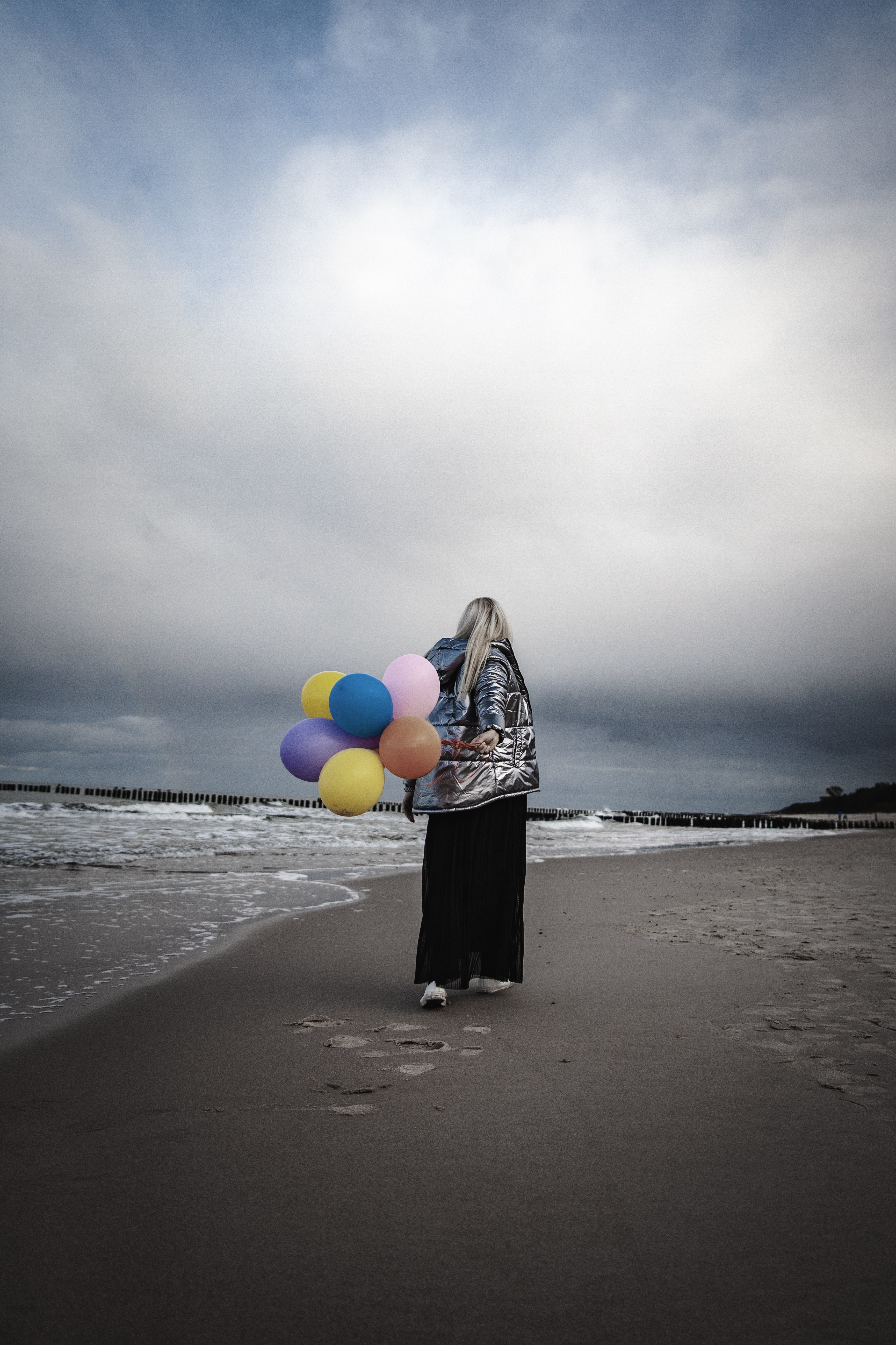 sesja zdjęciowa nad morzem - sesja zdjęciowa urodzinowa